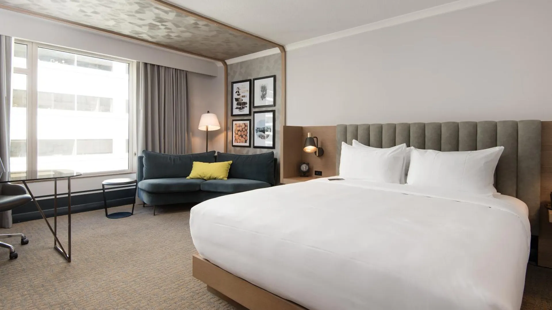 The Duniway Portland, A Hilton Hotel